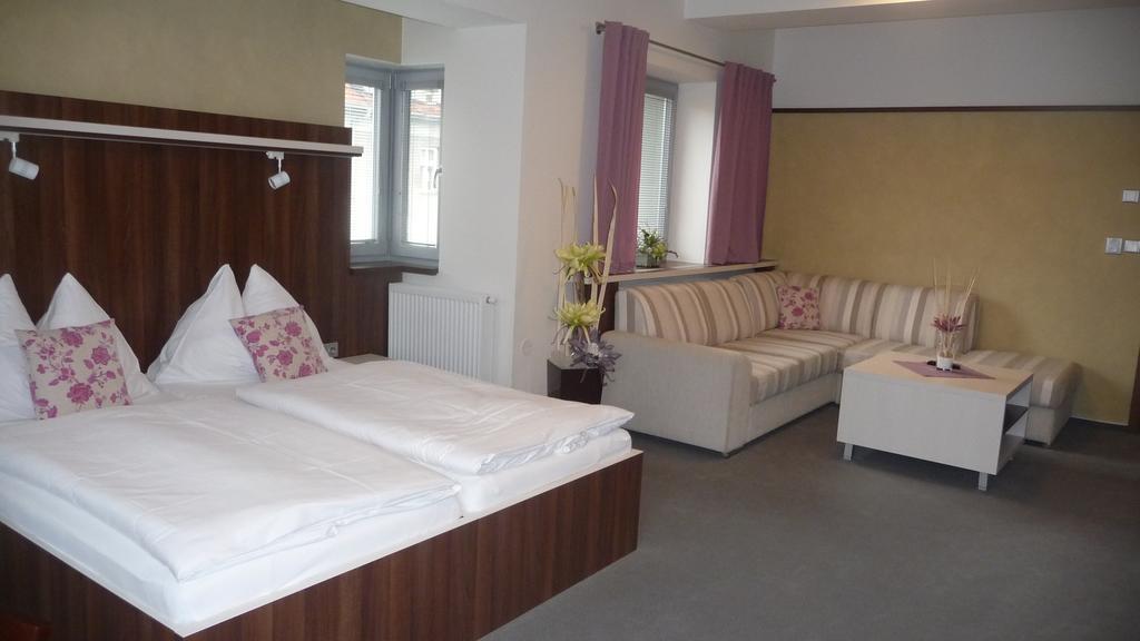 Graphic Hotel Nový Jičín Εξωτερικό φωτογραφία